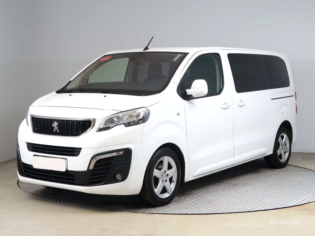Peugeot Traveller, 2017 - pohled č. 3