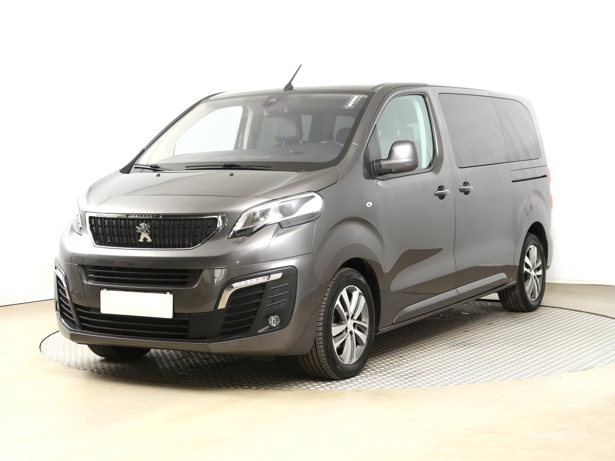 Peugeot Traveller, 2018 - pohled č. 3