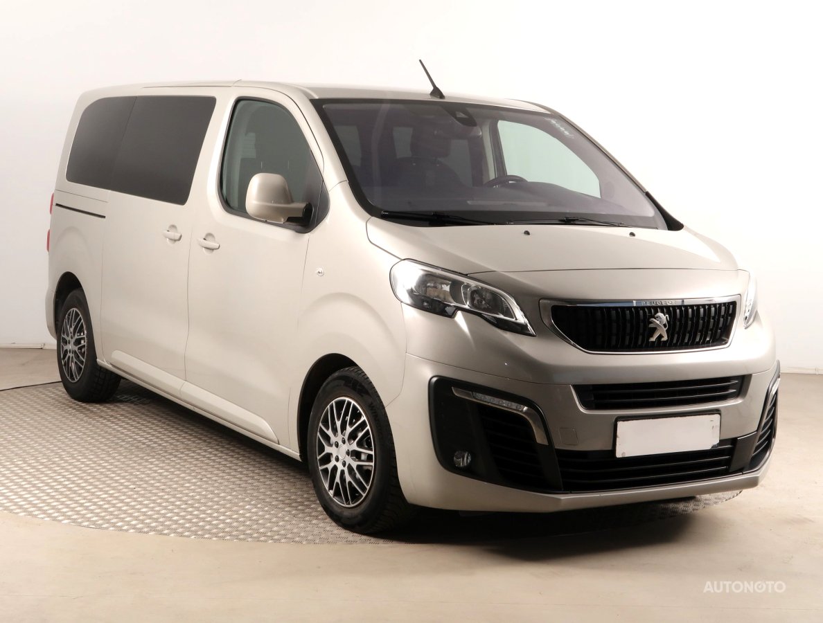 Peugeot Traveller, 2017 - celkový pohled