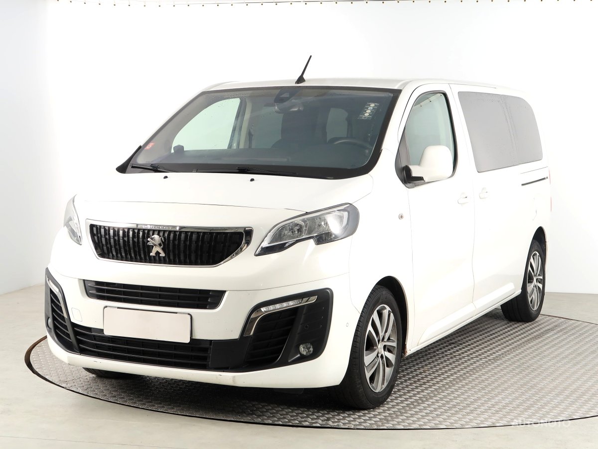 Peugeot Traveller, 2017 - pohled č. 3