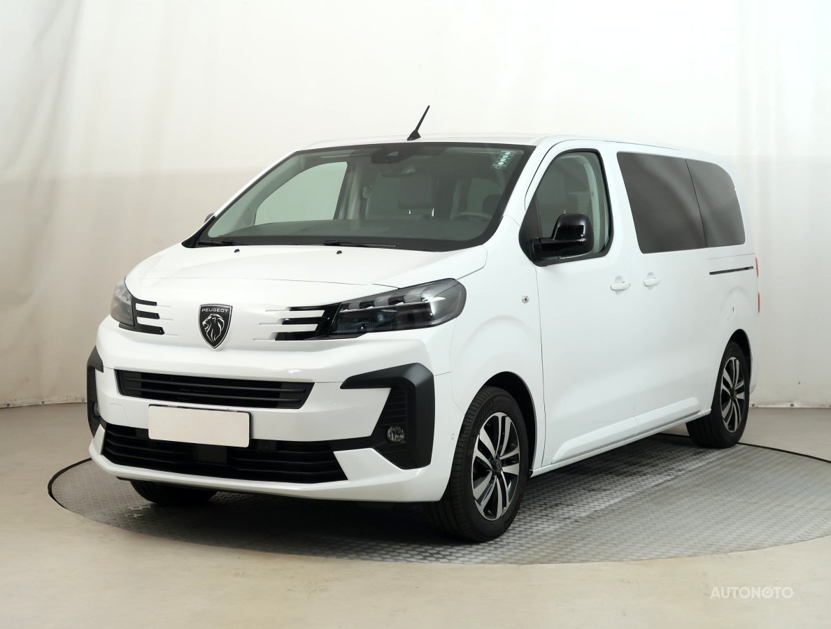 Peugeot Traveller, 2024 - pohled č. 3
