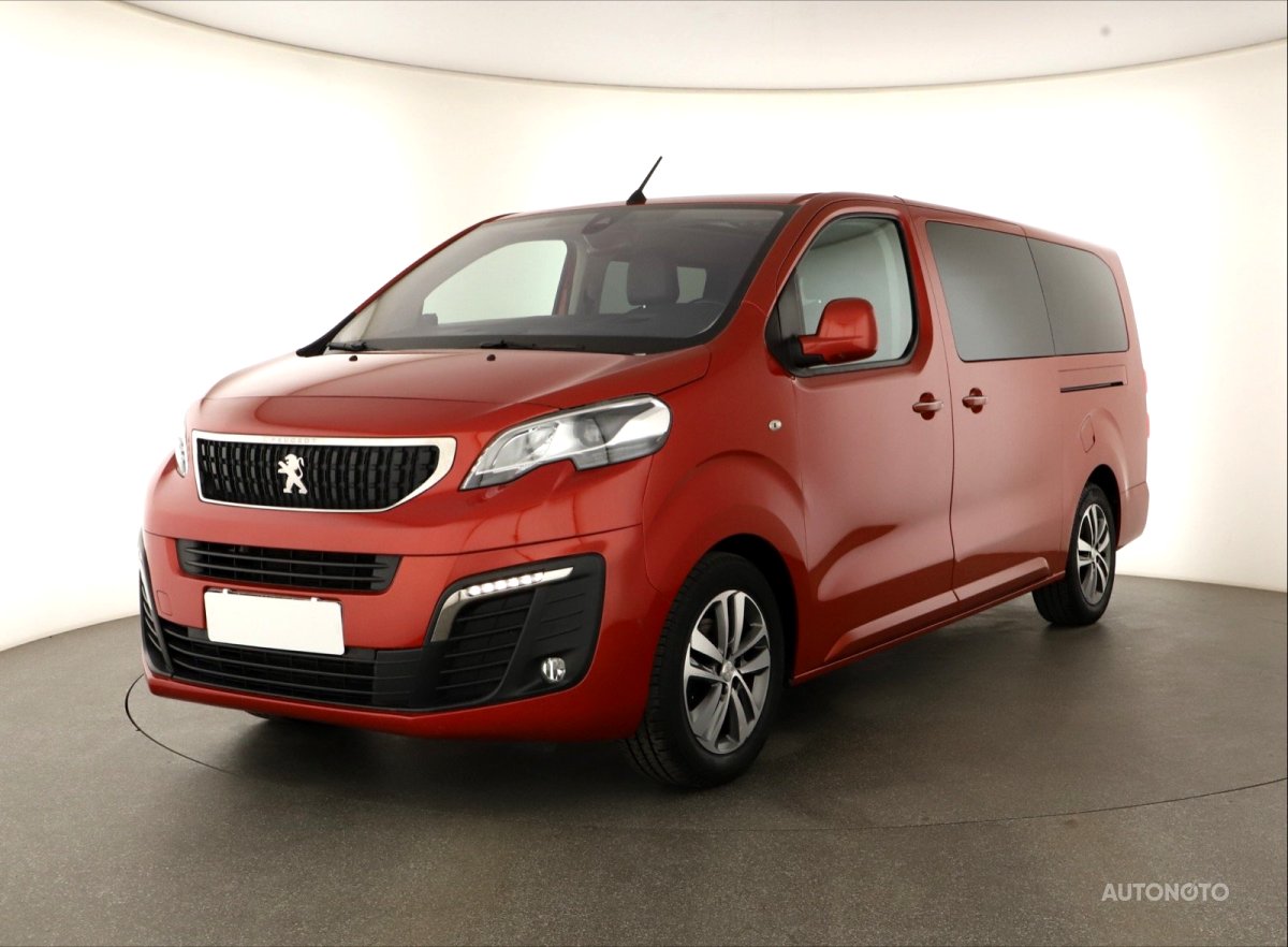 Peugeot Traveller, 2017 - pohled č. 3
