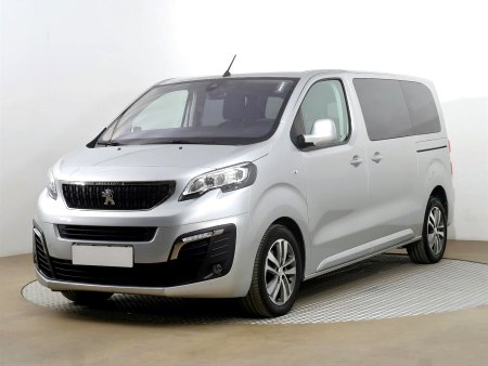 Peugeot Traveller, 2017 - pohled č. 3
