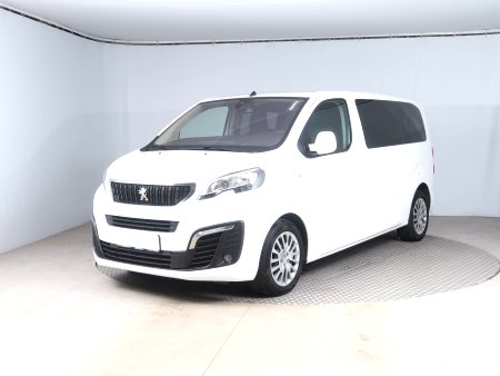 Peugeot Traveller, 2017 - pohled č. 3