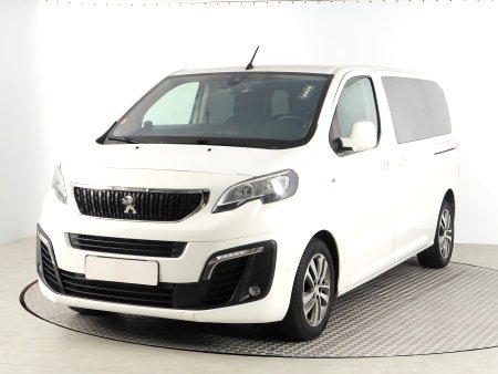 Peugeot Traveller, 2017 - pohled č. 3