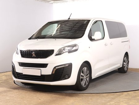 Peugeot Traveller, 2018 - pohled č. 3