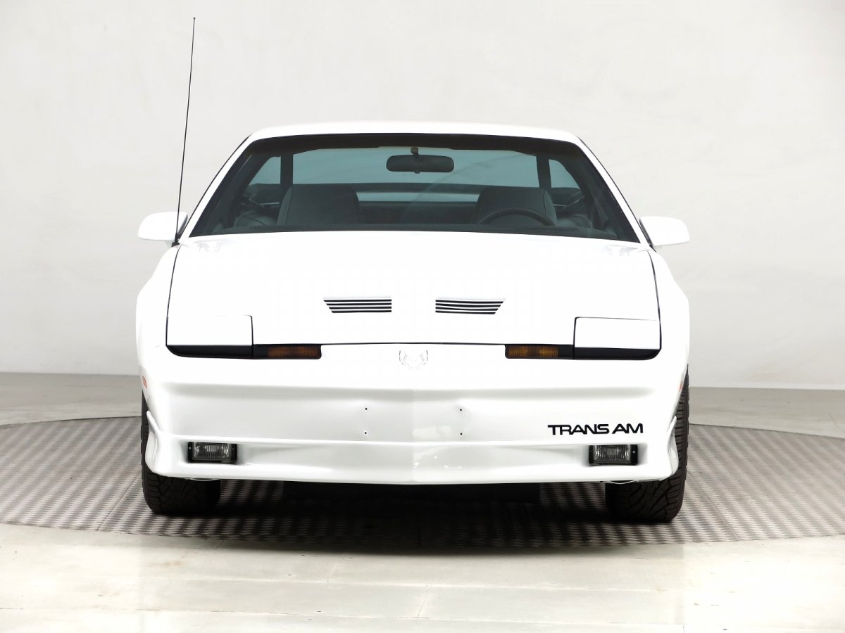 Pontiac Firebird, 1986 - pohled č. 2