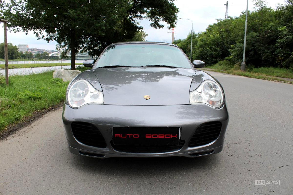 Porsche 911, 2002 - celkový pohled