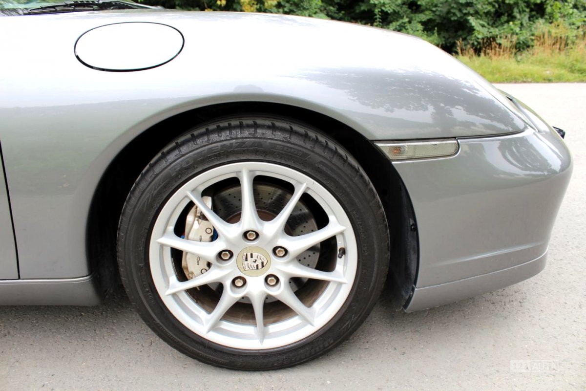 Porsche 911, 2002 - pohled č. 13