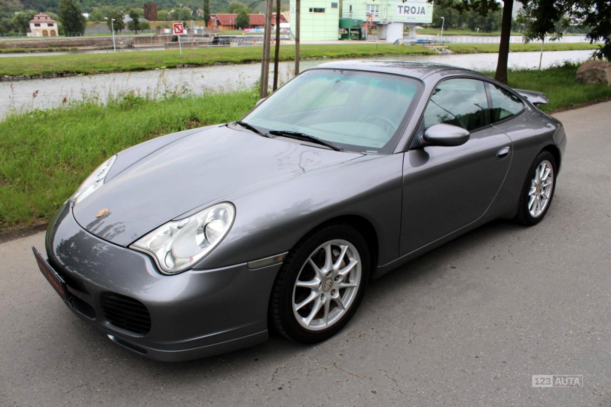 Porsche 911, 2002 - pohled č. 3