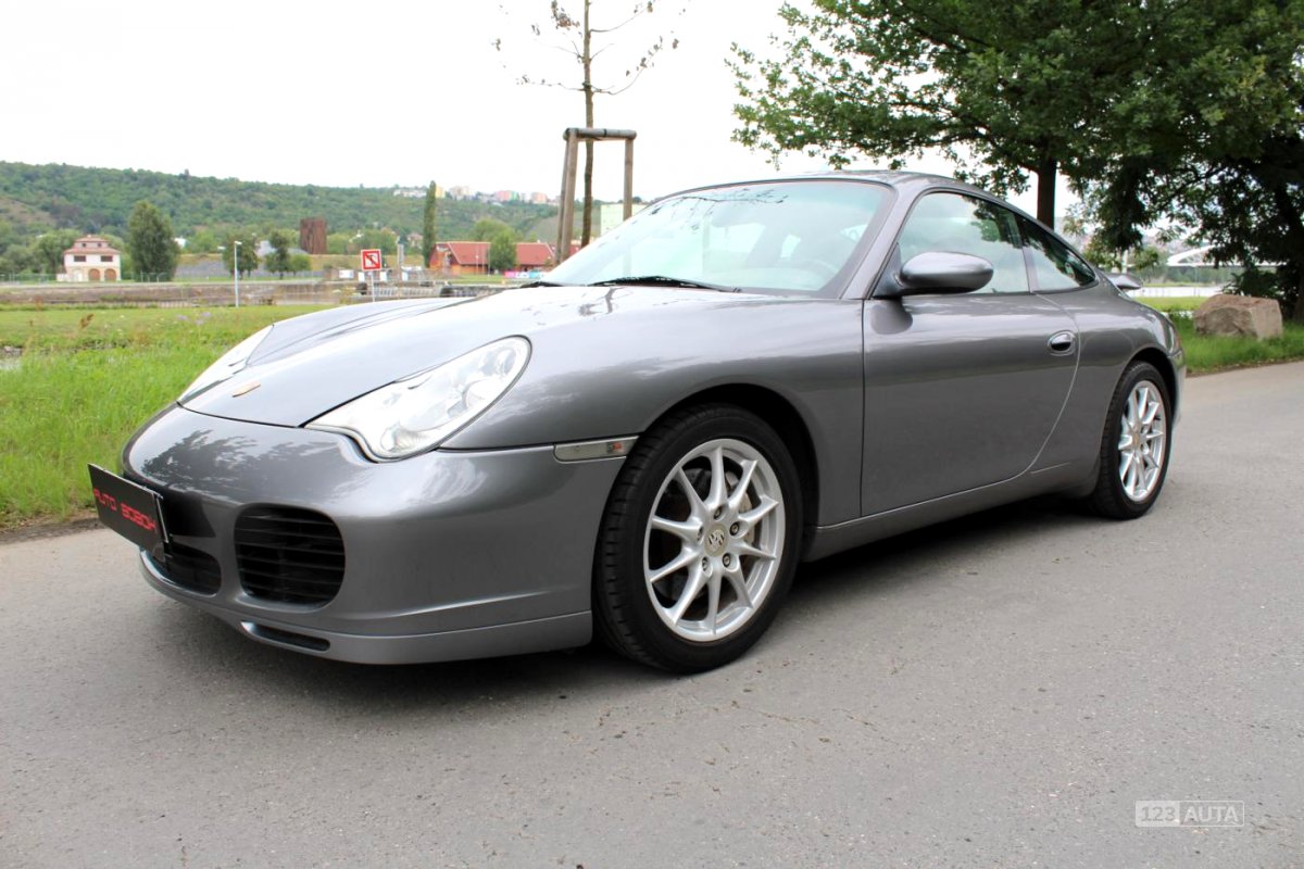 Porsche 911, 2002 - pohled č. 4