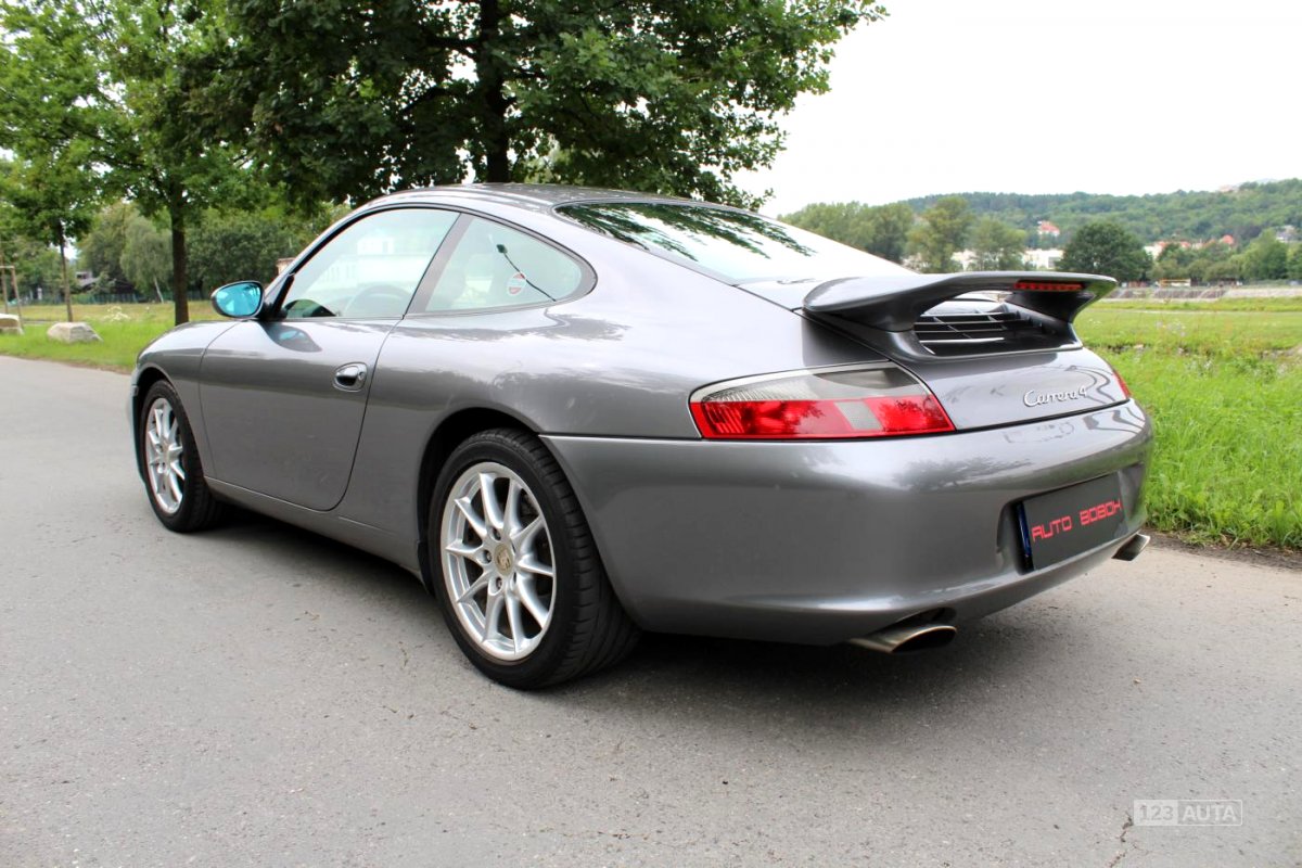 Porsche 911, 2002 - pohled č. 7