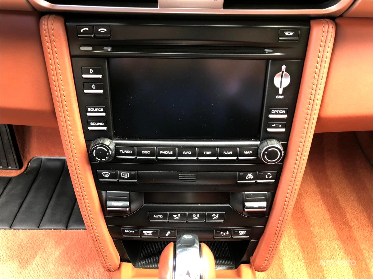 Porsche 911, 2010 - pohled č. 13