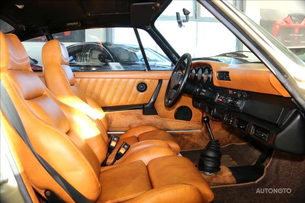 Porsche 911, 1977 - pohled č. 10