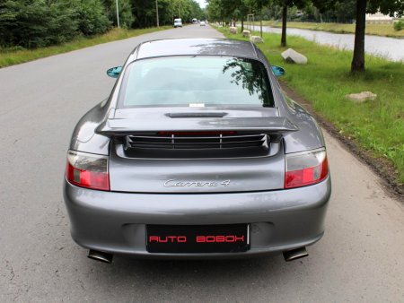 Porsche 911, 2002 - pohled č. 8