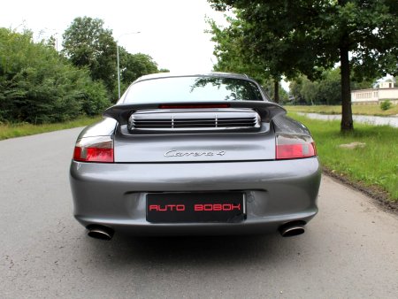 Porsche 911, 2002 - pohled č. 9