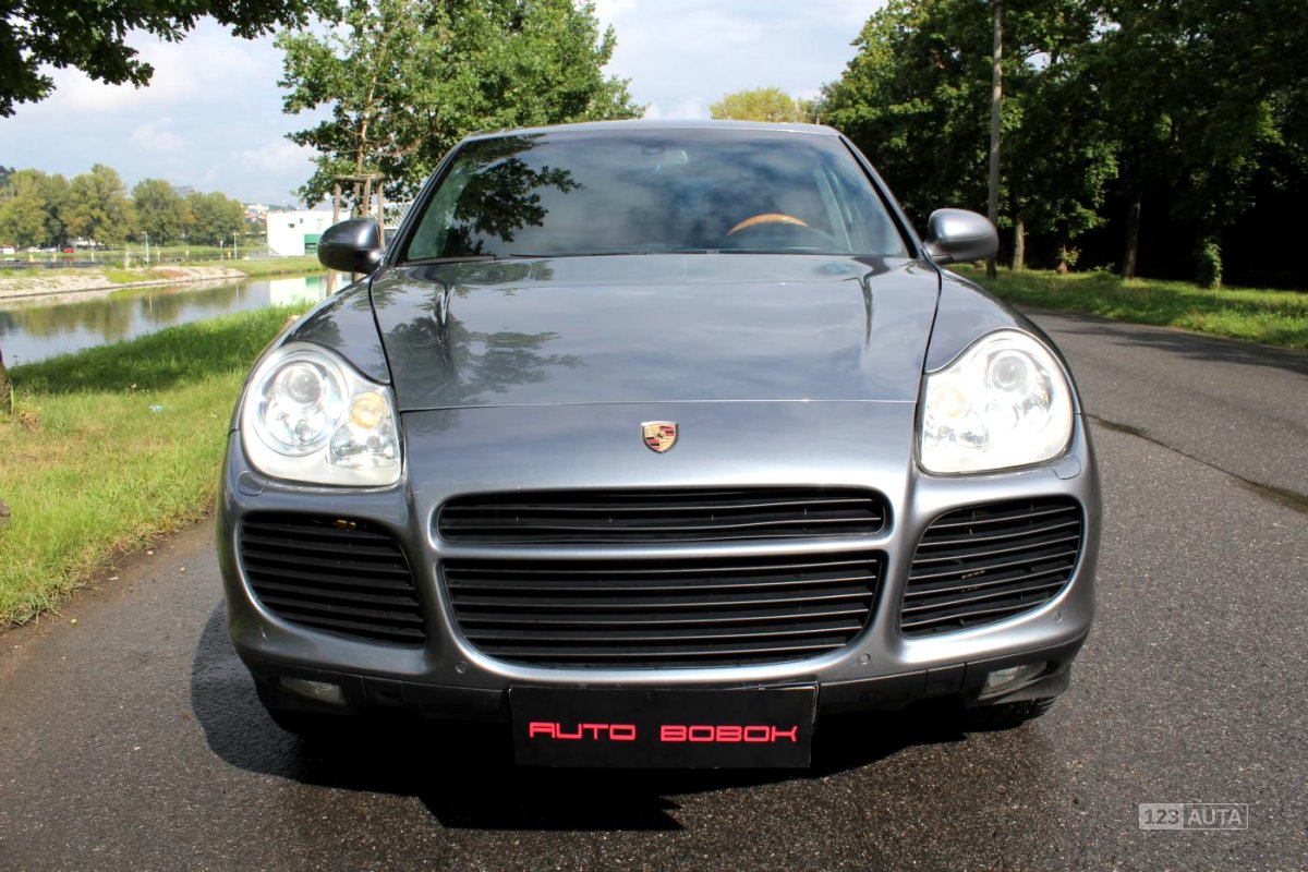 Porsche Cayenne, 2003 - celkový pohled