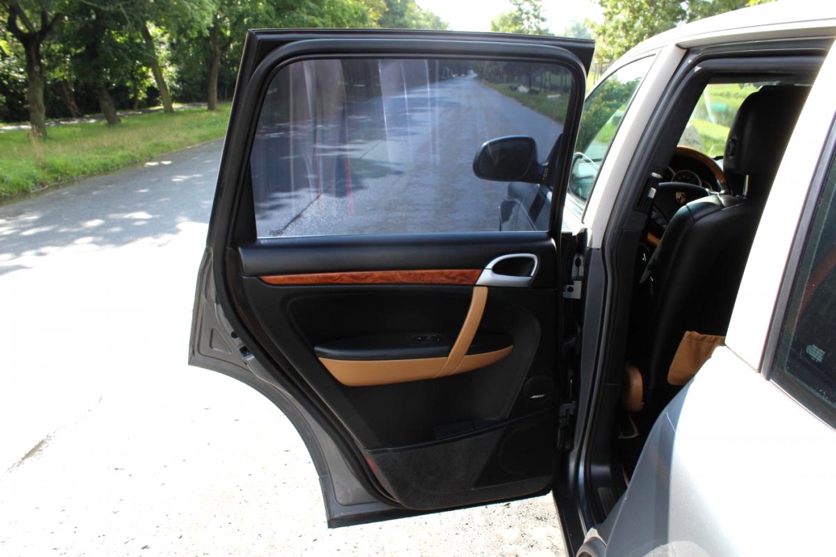 Porsche Cayenne, 2003 - pohled č. 10