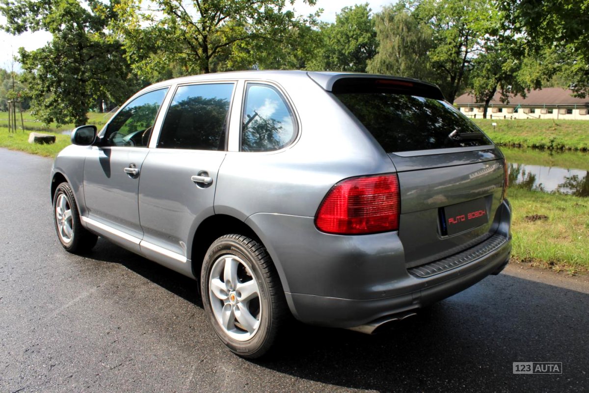 Porsche Cayenne, 2003 - pohled č. 4