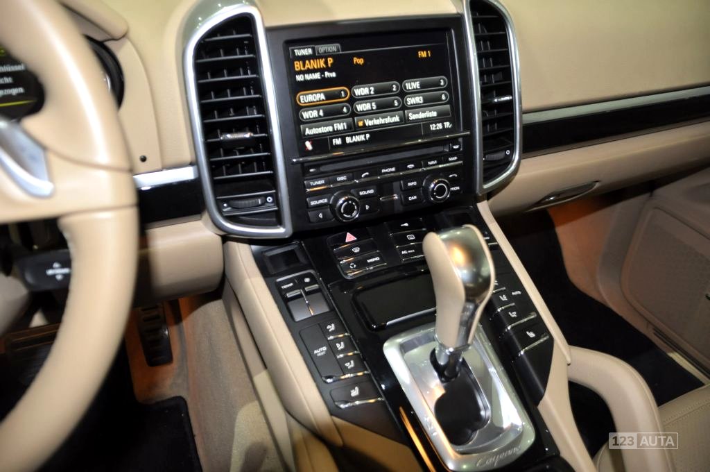 Porsche Cayenne, 2012 - pohled č. 5