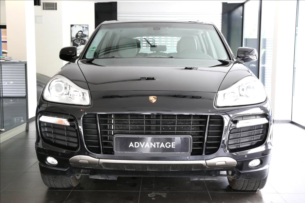 Porsche Cayenne, 2008 - pohled č. 2