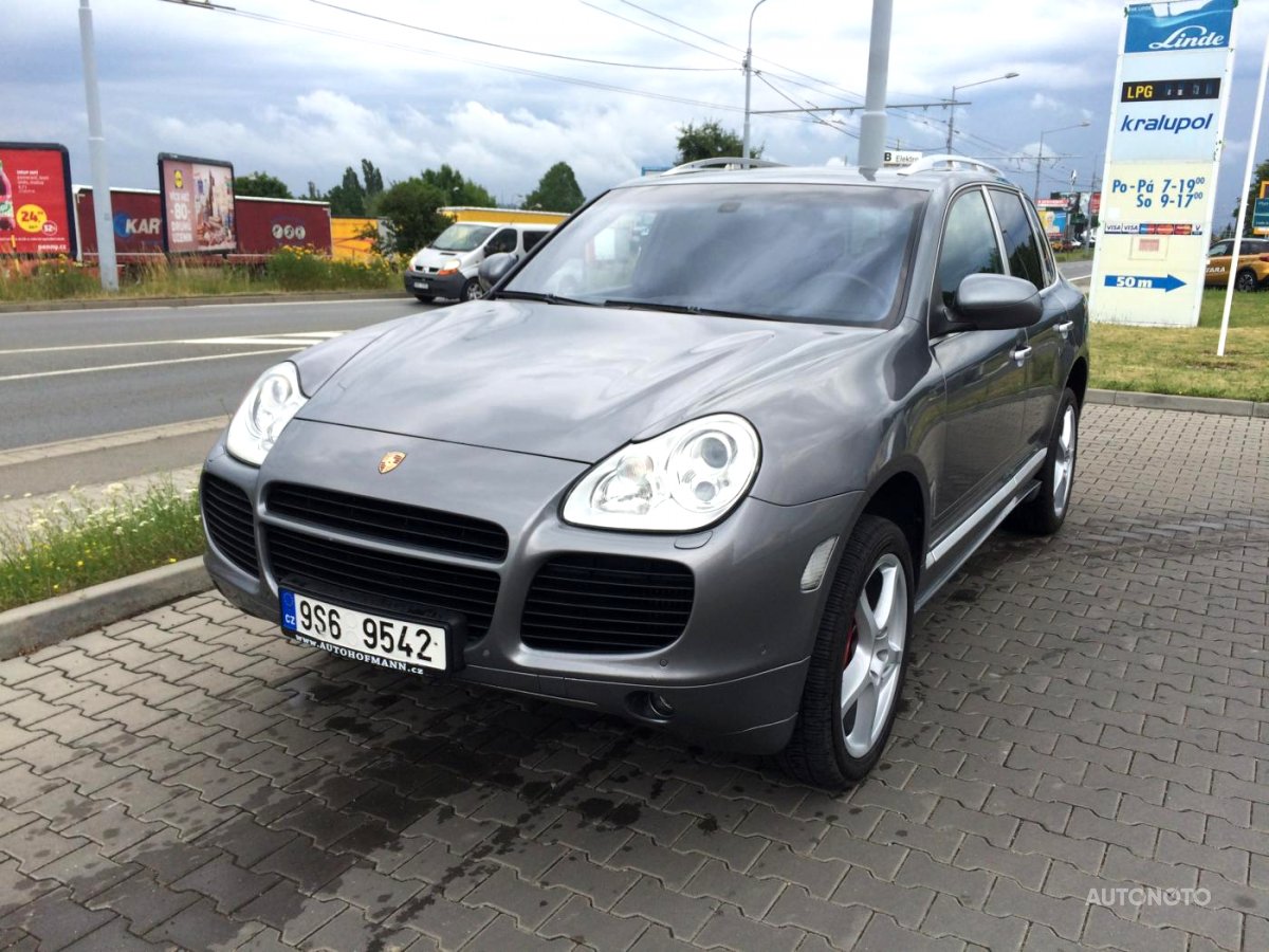 Porsche Cayenne, 2004 - pohled č. 3