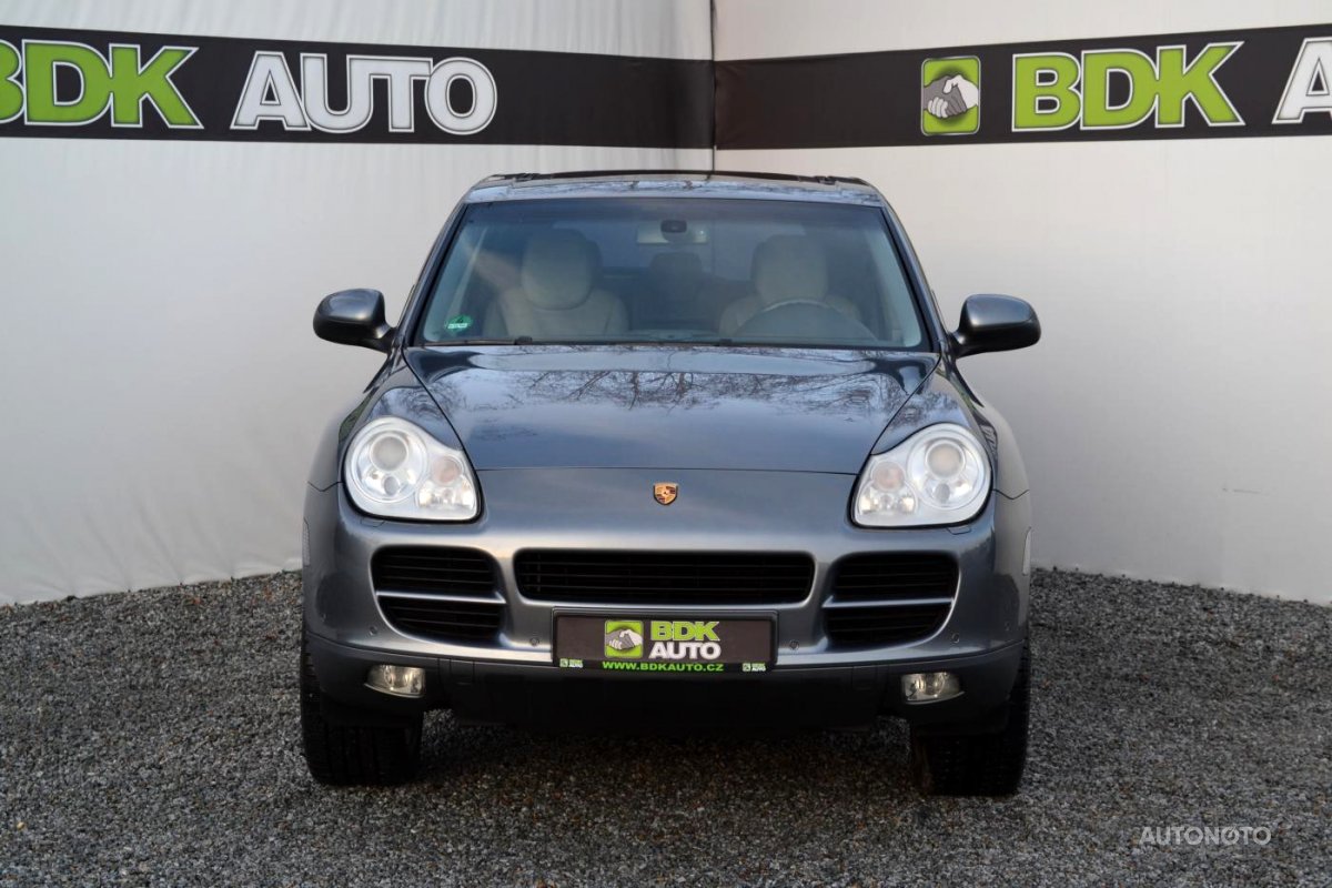 Porsche Cayenne, 2005 - pohled č. 2