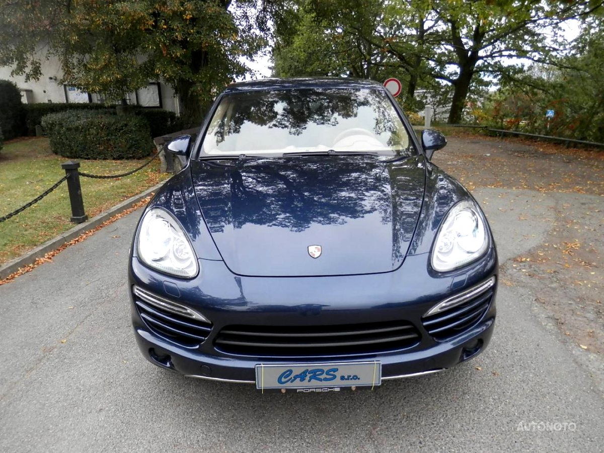 Porsche Cayenne, 2013 - pohled č. 3
