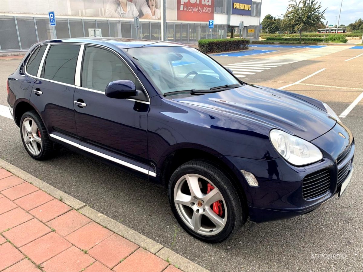 Porsche Cayenne, 2003 - pohled č. 3