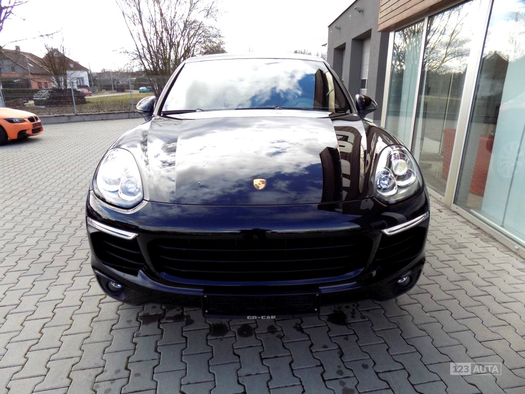 Porsche Cayenne, 2015 - pohled č. 2