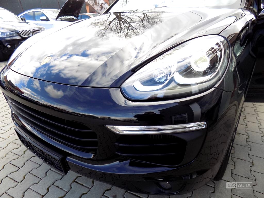 Porsche Cayenne, 2015 - pohled č. 6