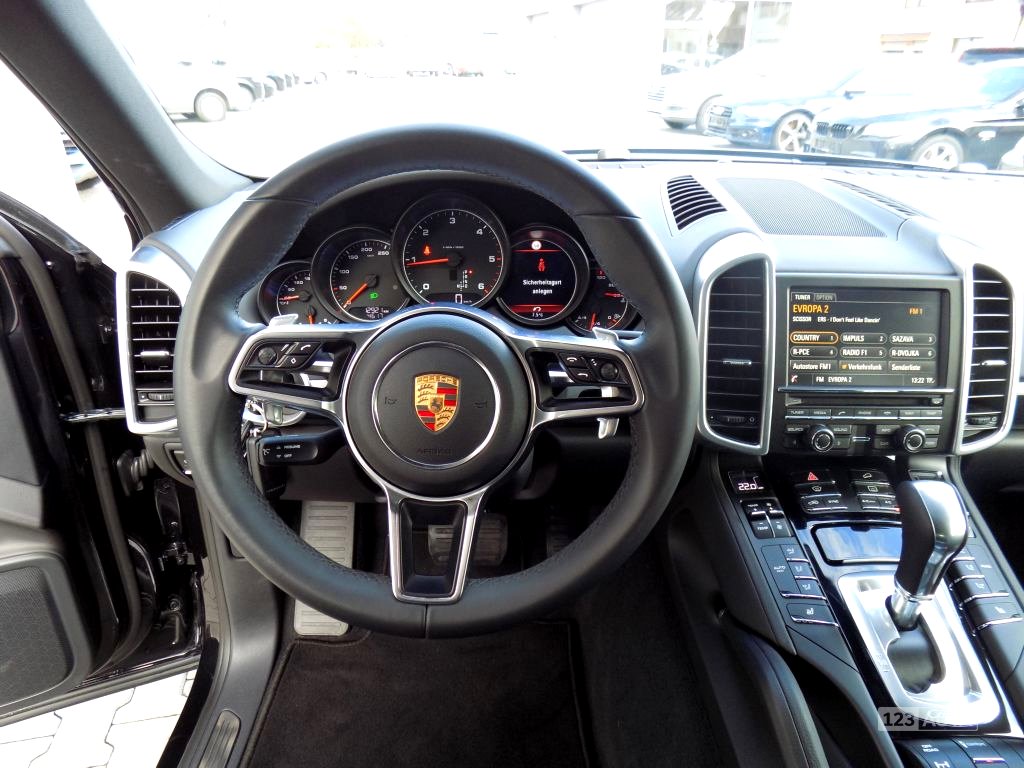 Porsche Cayenne, 2015 - pohled č. 7