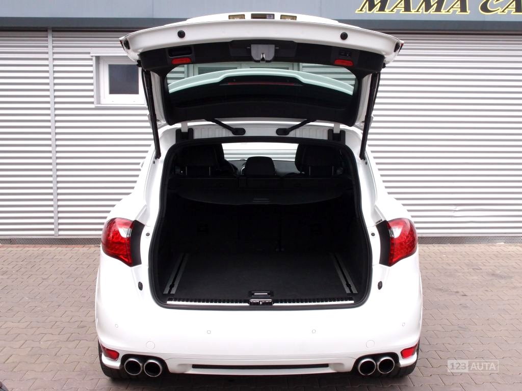Porsche Cayenne, 2012 - pohled č. 12