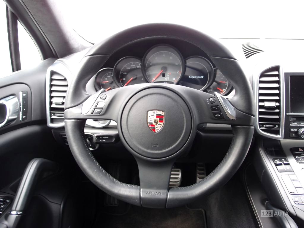 Porsche Cayenne, 2012 - pohled č. 15