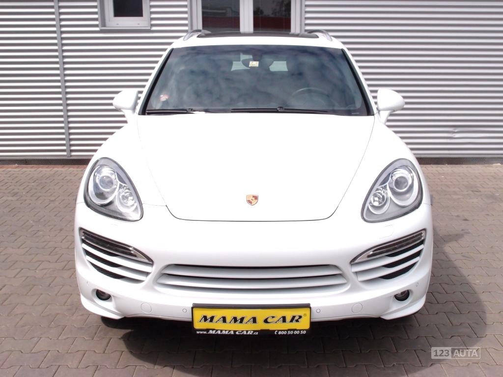 Porsche Cayenne, 2012 - pohled č. 2