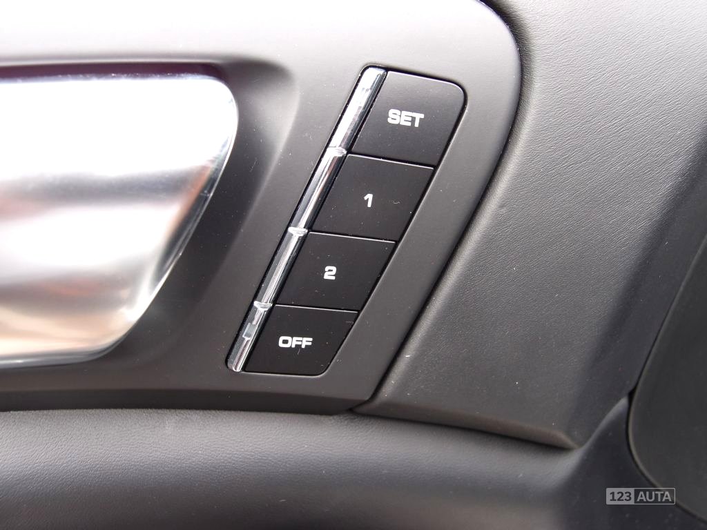 Porsche Cayenne, 2012 - pohled č. 30