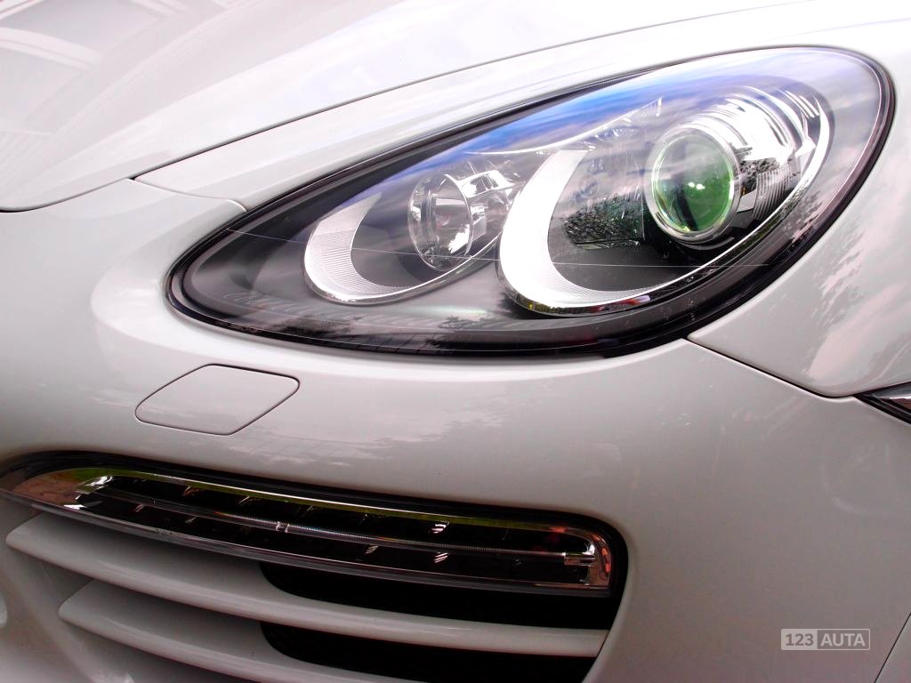 Porsche Cayenne, 2012 - pohled č. 32