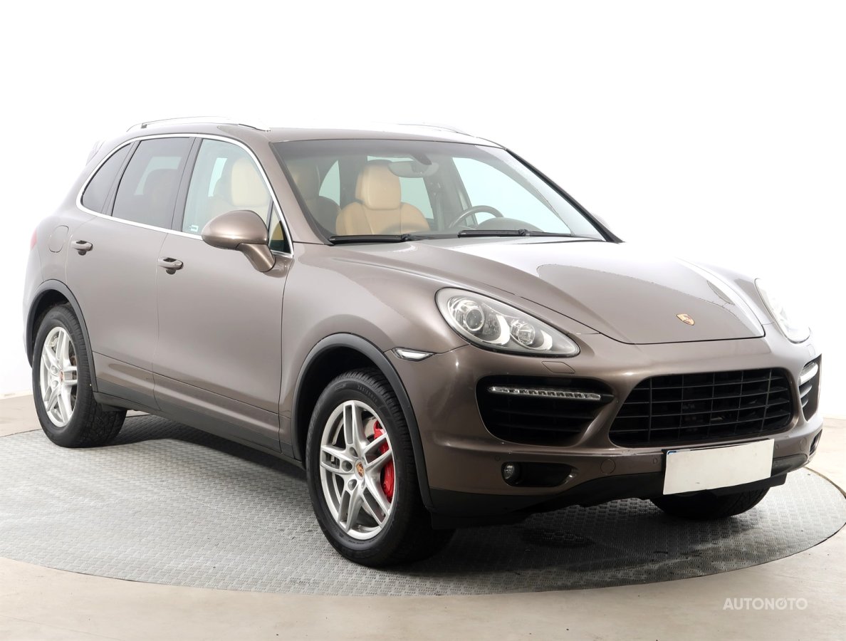 Porsche Cayenne, 2011 - celkový pohled