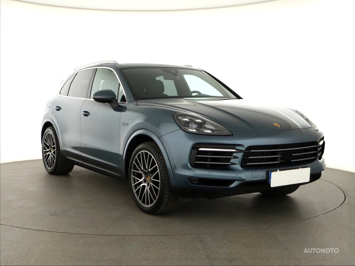 Porsche Cayenne, 2020 - celkový pohled