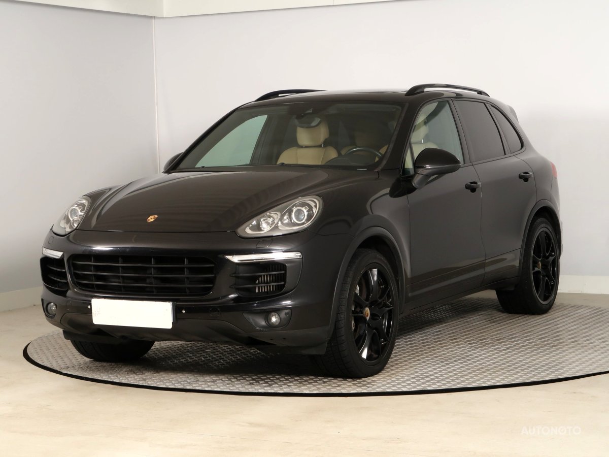 Porsche Cayenne, 2016 - pohled č. 3