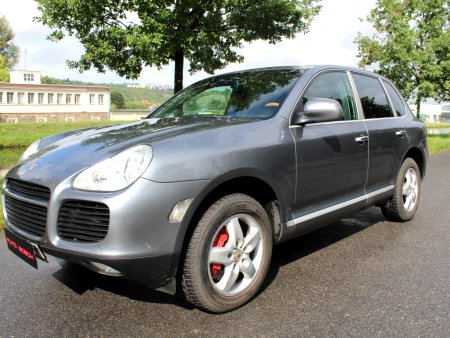 Porsche Cayenne, 2003 - pohled č. 2
