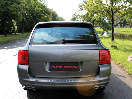 Porsche Cayenne, 2003 - pohled č. 5