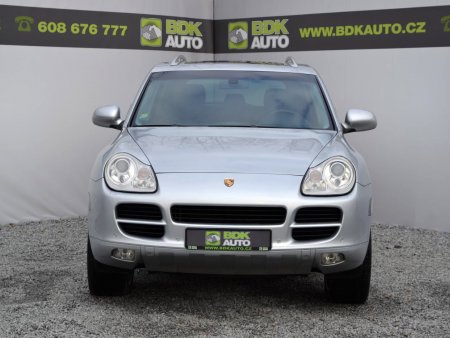 Porsche Cayenne, 2006 - pohled č. 2