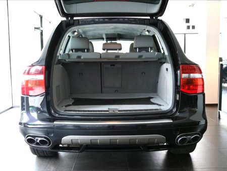 Porsche Cayenne, 2008 - pohled č. 6