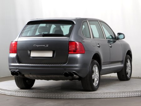 Porsche Cayenne, 2005 - pohled č. 7