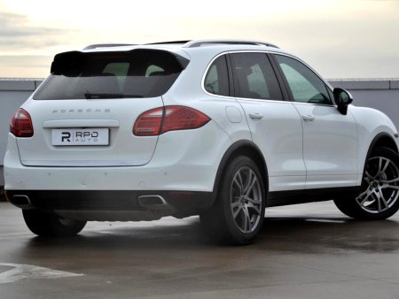 Porsche Cayenne, 2013 - pohled č. 2
