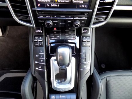 Porsche Cayenne, 2015 - pohled č. 9