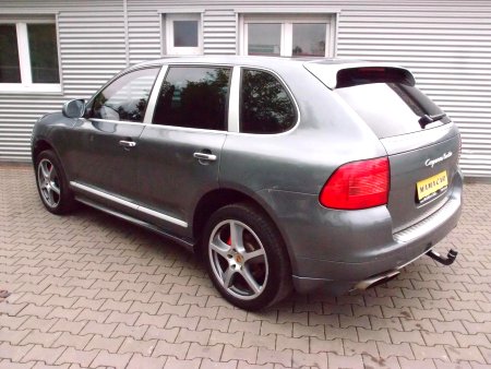 Porsche Cayenne, 2005 - pohled č. 5