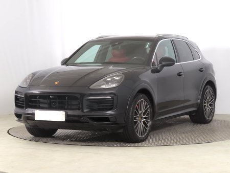Porsche Cayenne, 2019 - pohled č. 3