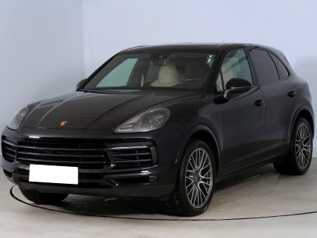 Porsche Cayenne, 2022 - pohled č. 3